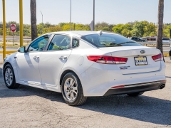 Used 2018  Kia Optima 4d Sedan LX at A Motors Sales & Finance near San Antonio, TX