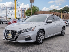 Used 2019  Nissan Altima 4d Sedan FWD 2&period;5L S at A Motors Sales & Finance near San Antonio&comma; TX