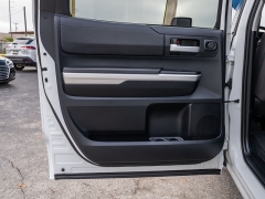 Used 2015  Toyota Tundra 2WD CrewMax SR5 5&period;7L at A Motors Sales & Finance near San Antonio&comma; TX