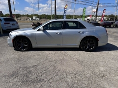 Used 2021  Chrysler 300 300S RWD at A Motors Sales & Finance near San Antonio&comma; TX