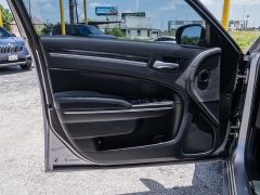 Used 2015  Chrysler 300 4d Sedan Limited at A Motors Sales & Finance near San Antonio&comma; TX