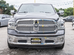 Used 2018  Ram 1500 4WD Crew Cab Laramie at A Motors Sales & Finance near San Antonio&comma; TX