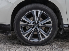 Used 2017  Nissan Pathfinder 4d SUV 4WD Platinum at A Motors Sales & Finance near San Antonio&comma; TX