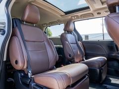 Used 2020  Toyota Sienna 4d Wagon FWD Limited Premium 7-Passenger at A Motors Sales & Finance near San Antonio&comma; TX