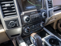 Used 2018  Ford F-150 2WD SuperCrew Lariat 5 1&sol;2 at A Motors Sales & Finance near San Antonio&comma; TX