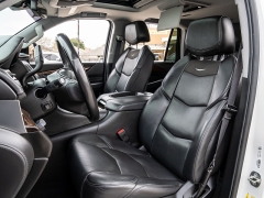 Used 2020  Cadillac Escalade 4d SUV RWD Premium Luxury at A Motors Sales & Finance near San Antonio&comma; TX