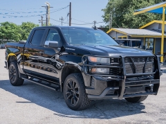 Used 2020  Chevrolet Silverado 1500 2WD Crew Cab Custom at A Motors Sales & Finance near San Antonio&comma; TX