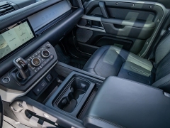 Used 2020  Land Rover Defender 4d SUV 110 HSE at A Motors Sales & Finance near San Antonio&comma; TX