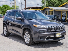 Used 2016  Jeep Cherokee 4d SUV 4WD Limited V6 at A Motors Sales & Finance near San Antonio&comma; TX
