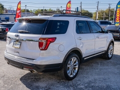Used 2018  Ford Explorer 4d SUV FWD XLT at A Motors Sales & Finance near San Antonio, TX
