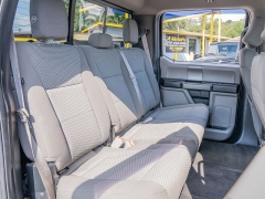 Used 2017  Ford F-150 4WD SuperCrew XLT 5 1&sol;2 at A Motors Sales & Finance near San Antonio&comma; TX