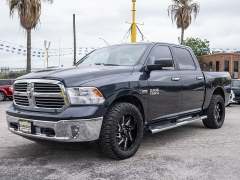 Used 2016  Ram 1500 4WD Crew Cab Lone Star at A Motors Sales & Finance near San Antonio&comma; TX