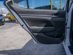 Used 2019  Hyundai Elantra 4d Sedan Value at A Motors Sales & Finance near San Antonio&comma; TX