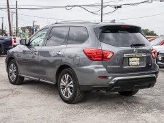 Used 2019  Nissan Pathfinder 4d SUV FWD SV at A Motors Sales & Finance near San Antonio&comma; TX