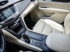 Used 2018  Cadillac XT5 4d SUV FWD at A Motors Sales & Finance near San Antonio&comma; TX