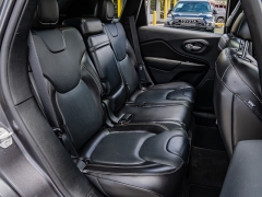 Used 2016  Jeep Cherokee 4d SUV 4WD Limited V6 at A Motors Sales & Finance near San Antonio&comma; TX