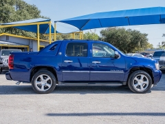 Used 2013 Chevrolet Avalanche 4d SUV RWD LTZ at A Motors Sales & Finance near San Antonio, TX