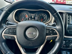 Used 2016 Jeep Cherokee 4d SUV FWD Latitude V6 at A Motors Sales & Finance near San Antonio, TX
