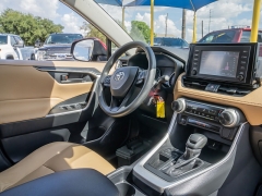 Used 2019  Toyota RAV4 4d SUV FWD LE at A Motors Sales & Finance near San Antonio&comma; TX