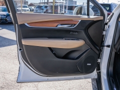 Used 2017  Cadillac XT5 4d SUV AWD Platinum at A Motors Sales & Finance near San Antonio&comma; TX