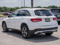 Used 2017  Mercedes-Benz GLC-Class 4d SUV GLC300 at A Motors Sales & Finance near San Antonio&comma; TX