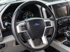 Used 2018  Ford F-150 2WD SuperCrew Lariat 5 1&sol;2 at A Motors Sales & Finance near San Antonio&comma; TX