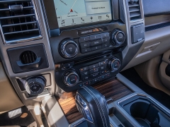 Used 2016  Ford F-150 2WD SuperCrew Lariat 5 1&sol;2 at A Motors Sales & Finance near San Antonio&comma; TX