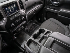 Used 2020  Chevrolet Silverado 2500 4WD Crew Cab Work Truck Gas at A Motors Sales & Finance near San Antonio, TX