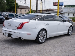 Used 2015  Jaguar XJL 4d Sedan Portfolio at A Motors Sales & Finance near San Antonio&comma; TX