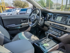 Used 2016  Kia Sedona 4d Wagon SX Limited at A Motors Sales & Finance near San Antonio&comma; TX