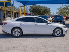 Used 2019  Chevrolet Malibu 4d Sedan LT at A Motors Sales & Finance near San Antonio&comma; TX