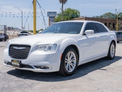Used 2021  Chrysler 300 Touring L RWD at A Motors Sales & Finance near San Antonio&comma; TX