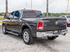 Used 2018  Ram 1500 4WD Crew Cab Laramie at A Motors Sales & Finance near San Antonio&comma; TX