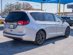 Used 2019  Chrysler Pacifica 4d Wagon Touring Plus at A Motors Sales & Finance near San Antonio&comma; TX