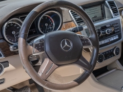 Used 2014  Mercedes-Benz M-Class 4d SUV ML350 at A Motors Sales & Finance near San Antonio&comma; TX