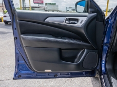 Used 2020  Nissan Pathfinder 4d SUV 4WD SL at A Motors Sales & Finance near San Antonio&comma; TX