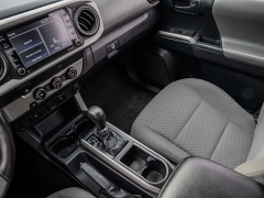 Used 2020  Toyota Tacoma 2WD Double Cab SR5 at A Motors Sales & Finance near San Antonio&comma; TX