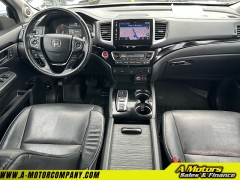 Used 2017 Honda Pilot 4d SUV AWD Touring at A Motors Sales & Finance near San Antonio, TX