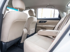 Used 2015  Nissan Altima 4d Sedan 2&period;5L at A Motors Sales & Finance near San Antonio&comma; TX