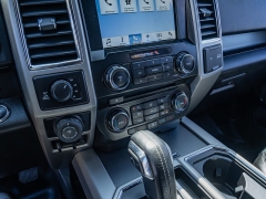 Used 2017  Ford F-150 4WD SuperCrew Lariat 5 1&sol;2 at A Motors Sales & Finance near San Antonio&comma; TX