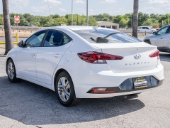 Used 2019  Hyundai Elantra 4d Sedan Value at A Motors Sales & Finance near San Antonio&comma; TX