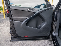 Used 2017  Volkswagen Tiguan 4d SUV S at A Motors Sales & Finance near San Antonio&comma; TX