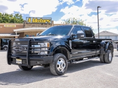 Used 2018  Ford Super Duty F-350 4WD Crew Cab Lariat DRW Longbed at A Motors Sales & Finance near San Antonio&comma; TX