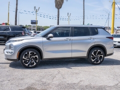 Used 2023  Mitsubishi Outlander SE FWD at A Motors Sales & Finance near San Antonio&comma; TX