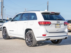 Used 2020  Jeep Grand Cherokee 4d SUV 2WD Overland High Altitude at A Motors Sales & Finance near San Antonio, TX