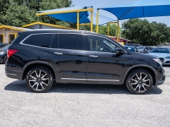 Used 2019  Honda Pilot 4d SUV FWD Touring 8-Passenger at A Motors Sales & Finance near San Antonio&comma; TX