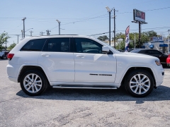 Used 2017 Jeep Grand Cherokee 4d SUV 2WD Laredo at A Motors Sales & Finance near San Antonio, TX