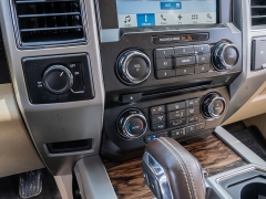 Used 2018  Ford F-150 2WD SuperCrew Lariat 5 1&sol;2 at A Motors Sales & Finance near San Antonio&comma; TX