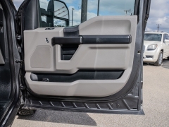 Used 2019  Ford Super Duty F-250 2WD Crew Cab XL at A Motors Sales & Finance near San Antonio, TX
