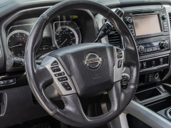 Used 2017  Nissan Titan 4WD Crew Cab SV at A Motors Sales & Finance near San Antonio&comma; TX